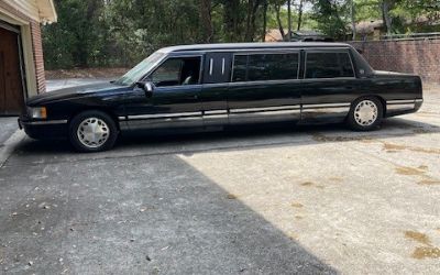 Photo of a 1999 Cadillac Deville Limousine for sale