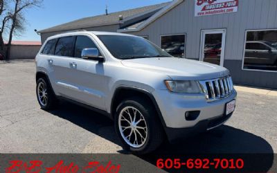 Photo of a 2012 Jeep Grand Cherokee Overland for sale