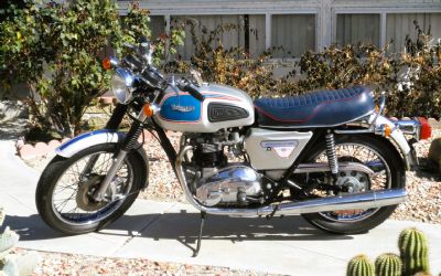 Photo of a 1977 Triumph Bonneville T140J 750 for sale