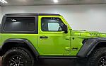 2025 Wrangler Thumbnail 30