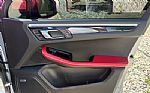 2017 Macan Thumbnail 58