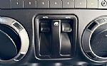 2016 Wrangler Thumbnail 19