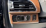 2022 Navigator L Thumbnail 15