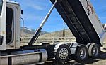 2017 Cascadia 125 Thumbnail 4