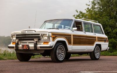 Photo of a 1989 Jeep Grand Wagoneer Base for sale