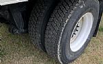 2020 M2 106 26ft Box Truck W/ Liftgate Thumbnail 17