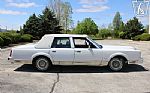 1988 Town Car Signature Thumbnail 16