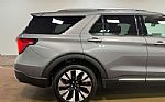 2025 Explorer Thumbnail 33