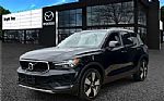 2019 XC40 Thumbnail 1