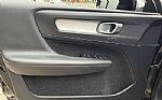 2019 XC40 Thumbnail 15