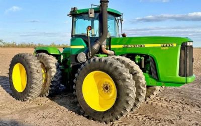 Photo of a 2001 John Deere 9200 for sale