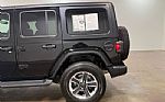2022 Wrangler Thumbnail 36