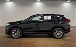 2023 Venza Thumbnail 6