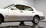 2000 Town Car Signature Series Thumbnail 23