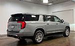 2025 Yukon XL Thumbnail 24