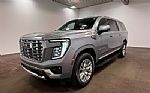 2025 Yukon XL Thumbnail 39