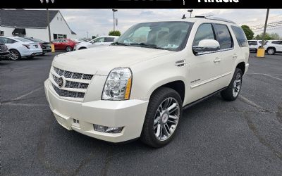 Photo of a 2013 Cadillac Escalade Premium for sale