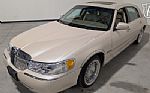 2001 Town Car Cartier Edition Thumbnail 2