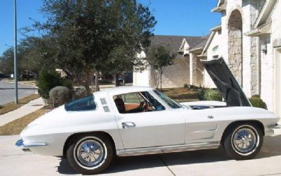 Photo of a 1964 Chevrolet Corvette Stingray for sale