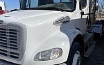 2006 Business Class M2 112 Thumbnail 2