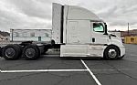 2021 Cascadia 116 Thumbnail 1