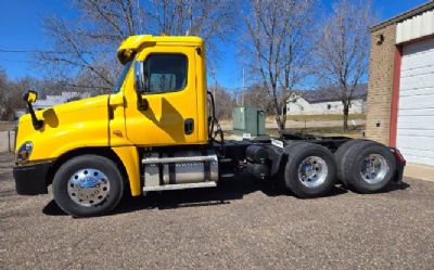 Photo of a 2015 Freightliner Cascadia 125 Commercial Trucks for sale