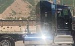 2022 W900B Thumbnail 3