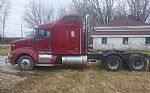 2009 T660 Thumbnail 2