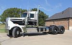 2022 W900L Thumbnail 1