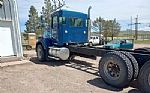 2002 T880 Thumbnail 3