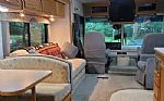 2004 SIGHTSEER Thumbnail 3