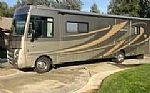 2010 Sightseer 33C Thumbnail 1