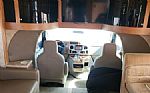 2010 30ft Motorhome Thumbnail 2