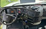 2013 VNL64T670 Thumbnail 14