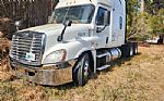 2012 Cascadia 125 Thumbnail 1