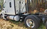 2012 Cascadia 125 Thumbnail 3