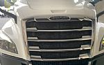 2018 CASCADIA 126 Thumbnail 3