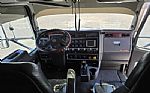 2009 T660 Thumbnail 9