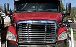 2015 Cascadia 125 Thumbnail 2