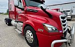 2022 Cascadia 126 Thumbnail 3