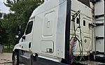 2015 Cascadia Thumbnail 14