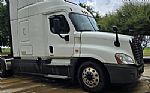 2015 Cascadia Thumbnail 19