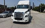 2019 Cascadia 126 Thumbnail 3