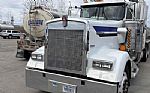 2002 W900 Thumbnail 2