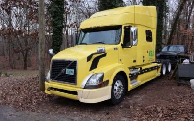 Photo of a 2012 Volvo VNL13 Conventional Sleeper Semi for sale