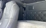 2015 T880 Thumbnail 19