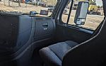 2019 Cascadia 113 Thumbnail 6