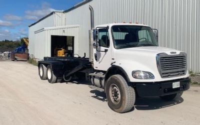 Photo of a 2005 Freightliner Business Class M2 106 for sale