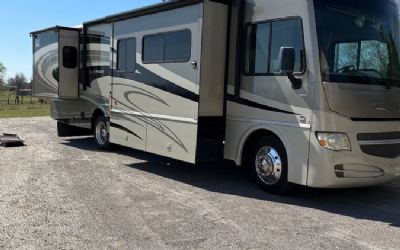 Photo of a 2014 Winnebago Sightseer M33C Class A Motorhome for sale
