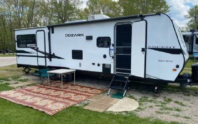 Photo of a 2021 Forest River Ozark Ascent M-2700 THX Toy Hauler for sale